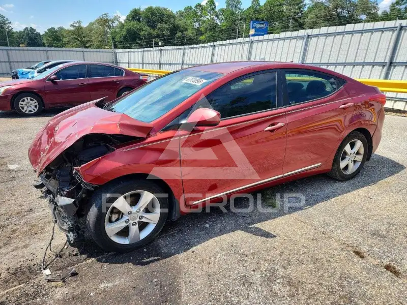 2013 Hyundai Elantra фото
