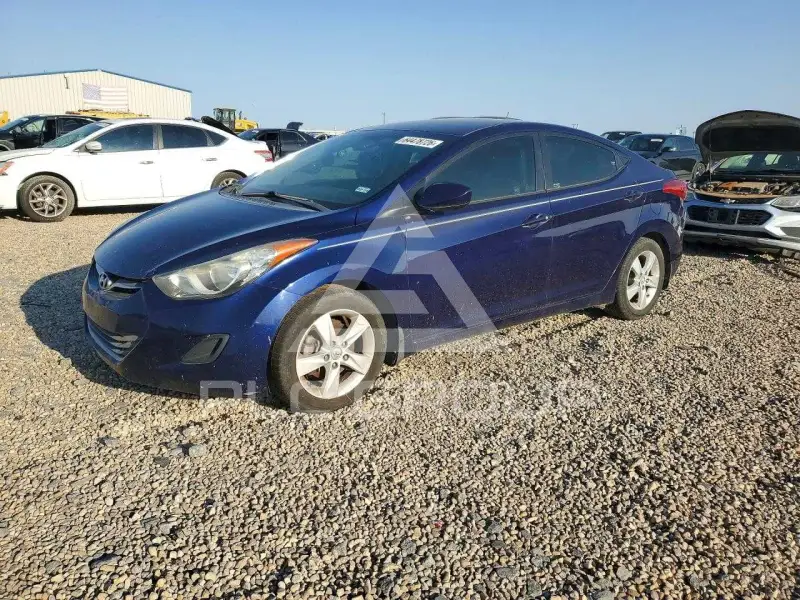 2013 Hyundai Elantra фото