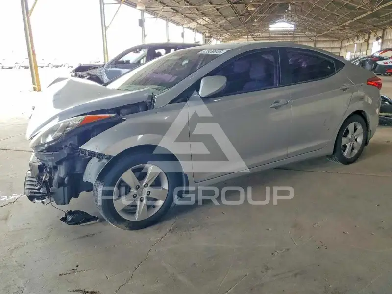 2013 Hyundai Elantra фото