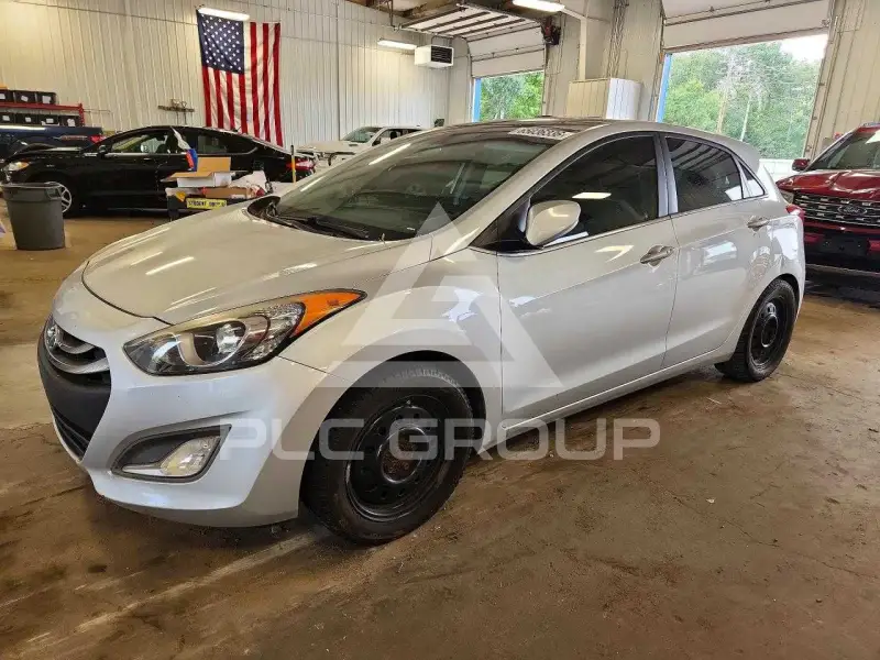 2013 Hyundai Elantra фото