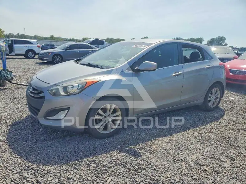 2013 Hyundai Elantra photo