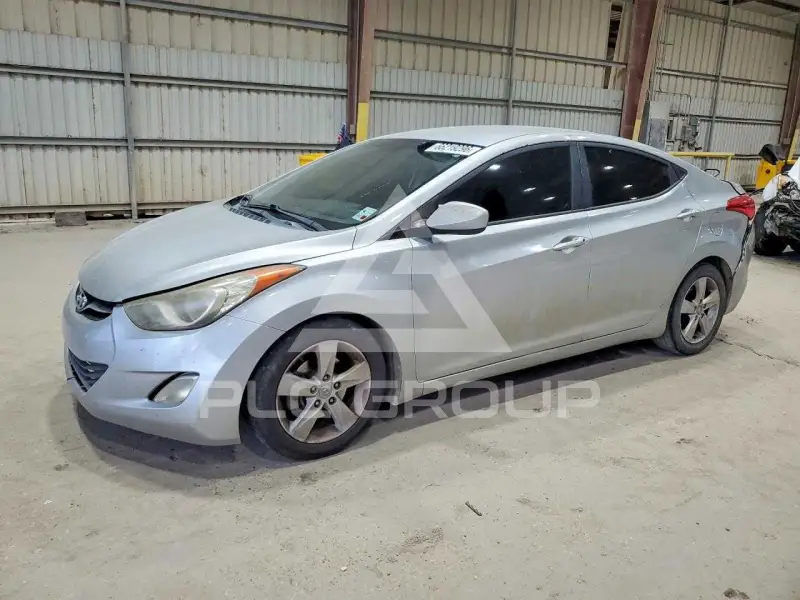 2013 Hyundai Elantra фото