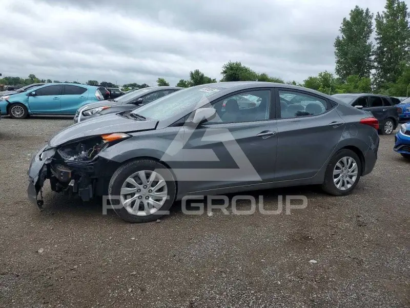 2013 Hyundai Elantra фото