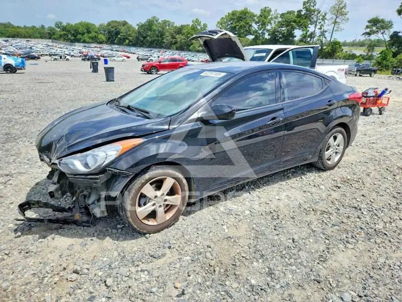 2013 Hyundai Elantra фото
