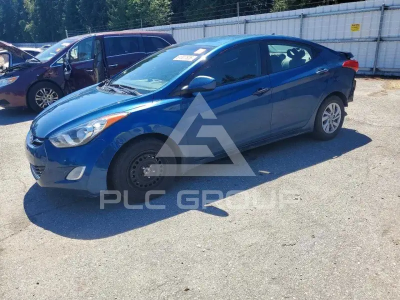 2013 Hyundai Elantra фото