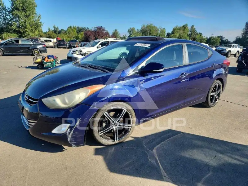 2013 Hyundai Elantra фото