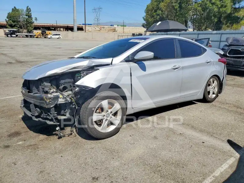 2013 Hyundai Elantra фото