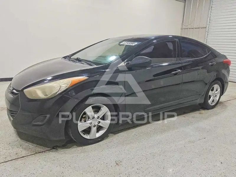 2013 Hyundai Elantra фото