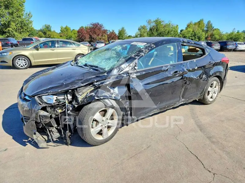 2013 Hyundai Elantra фото