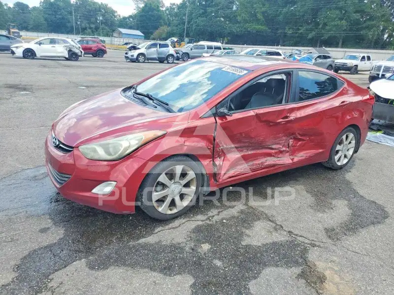 2013 Hyundai Elantra photo