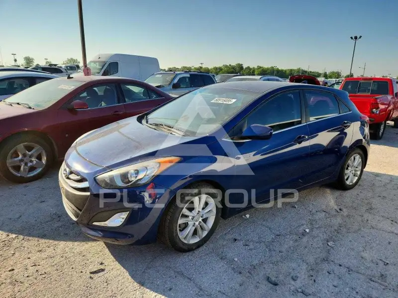 2013 Hyundai Elantra фото