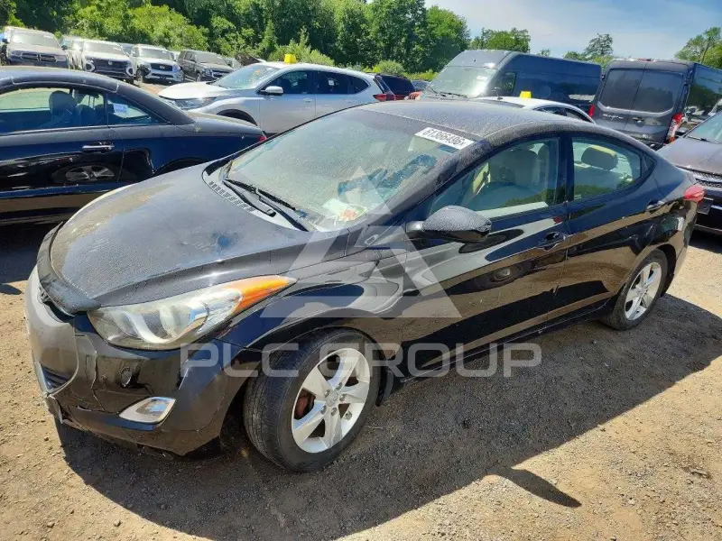 2013 Hyundai Elantra фото
