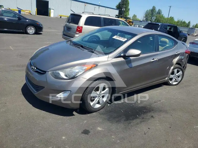 2013 Hyundai Elantra фото