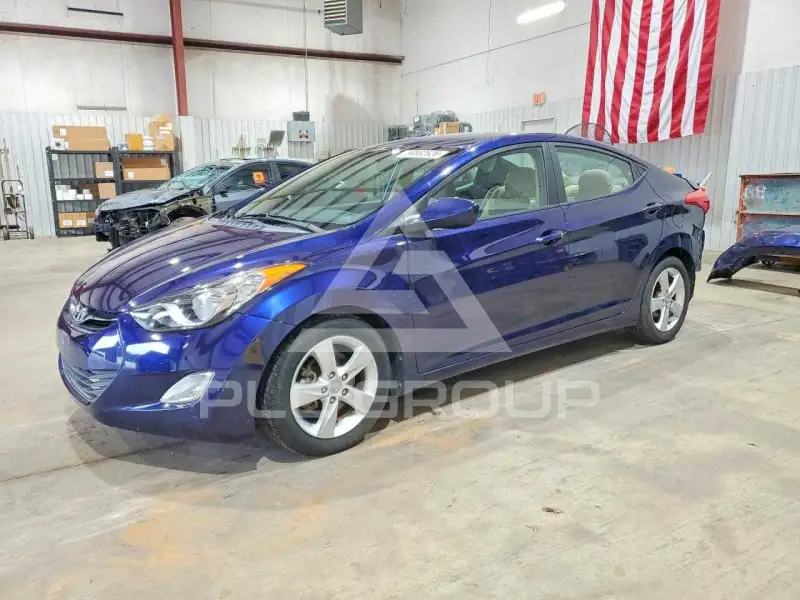 2013 Hyundai Elantra фото