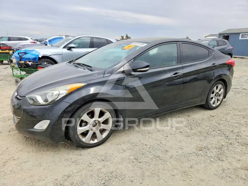 2013 Hyundai Elantra фото