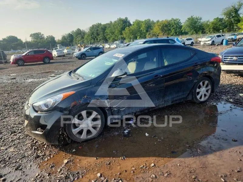 2013 Hyundai Elantra фото