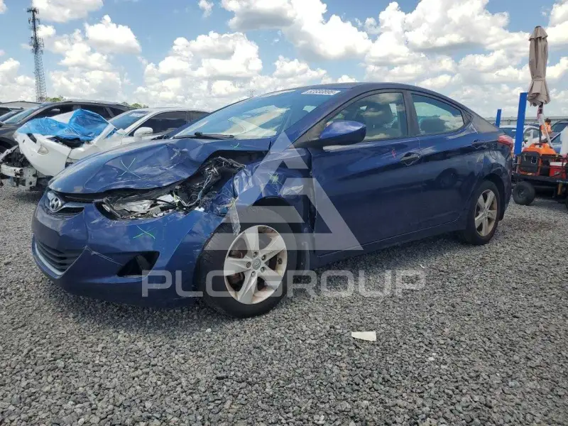 2013 Hyundai Elantra фото