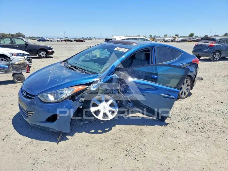 2013 Hyundai Elantra фото
