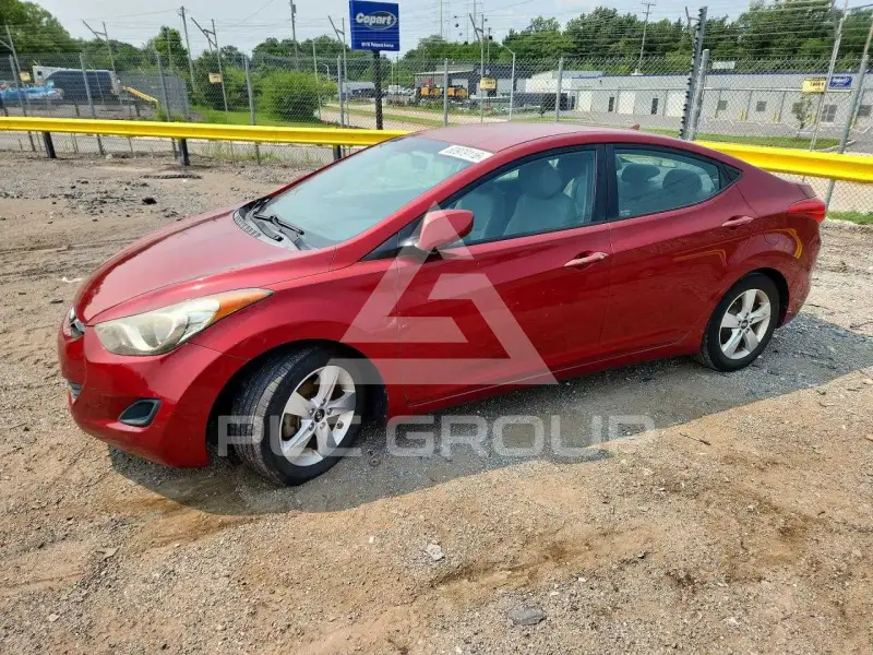 2013 Hyundai Elantra фото