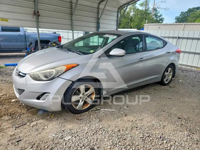 2013 Hyundai Elantra фото