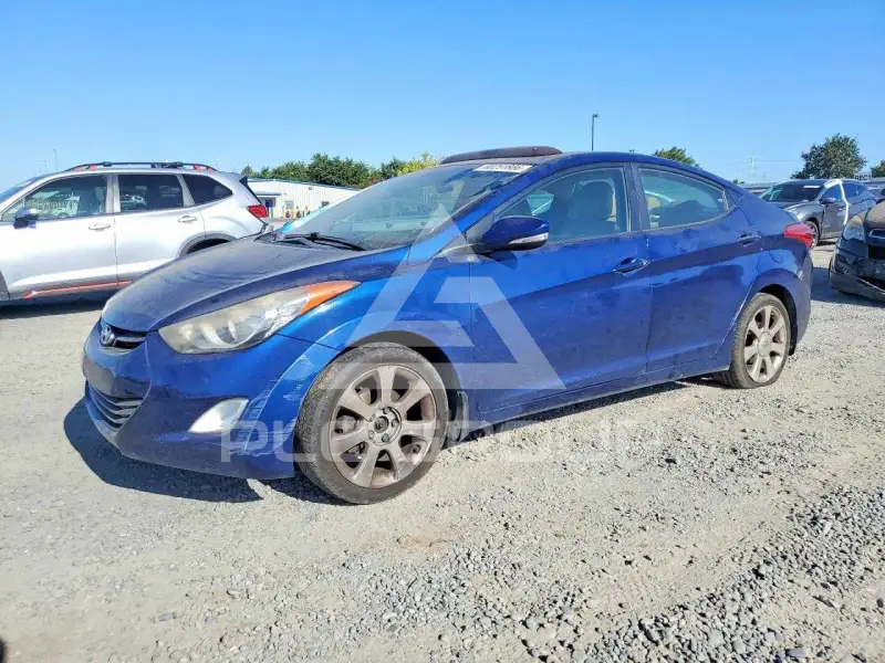 2013 Hyundai Elantra фото