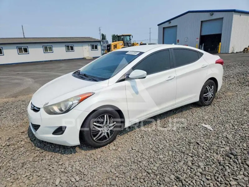 2013 Hyundai Elantra фото