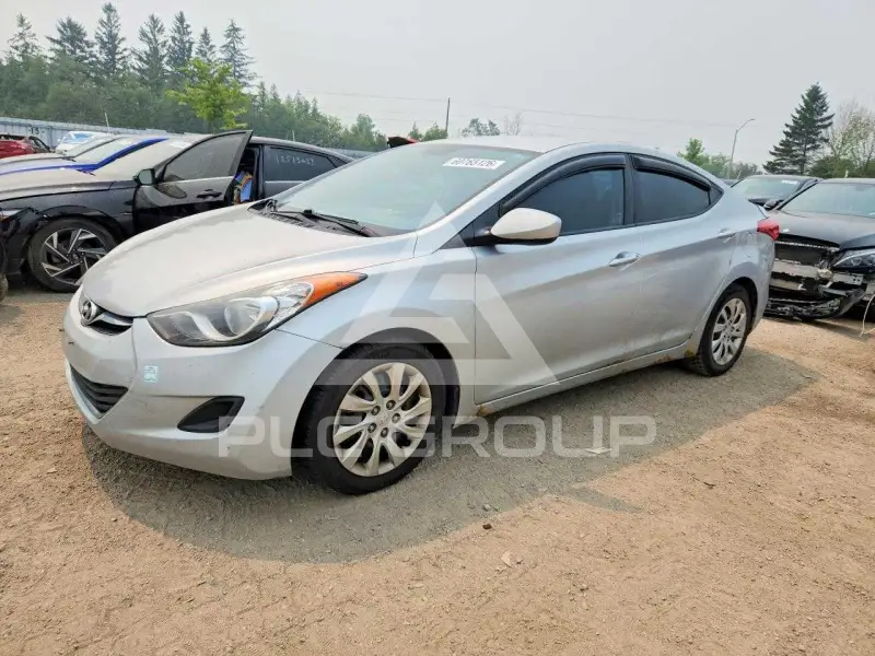 2013 Hyundai Elantra фото
