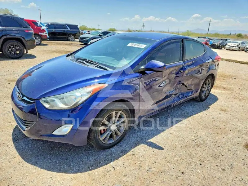 2013 Hyundai Elantra фото