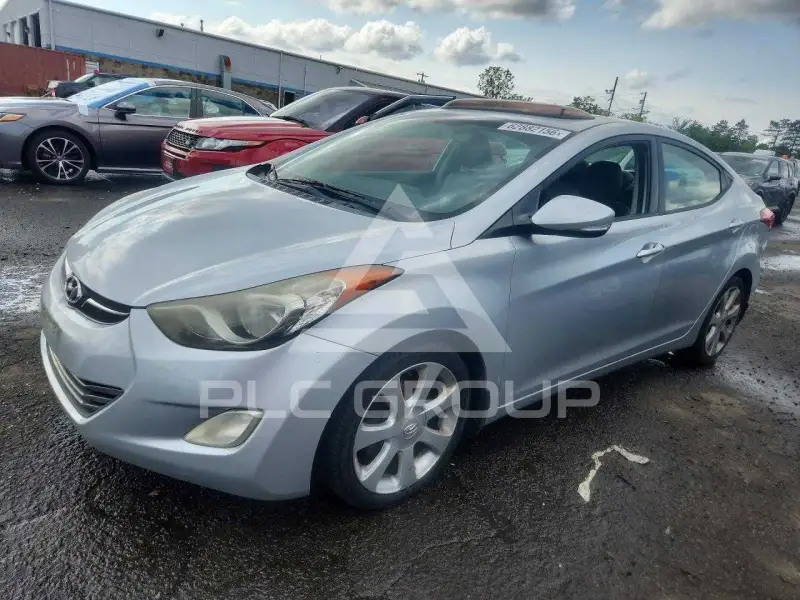 2013 Hyundai Elantra фото