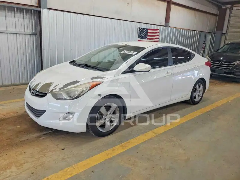 2013 Hyundai Elantra фото