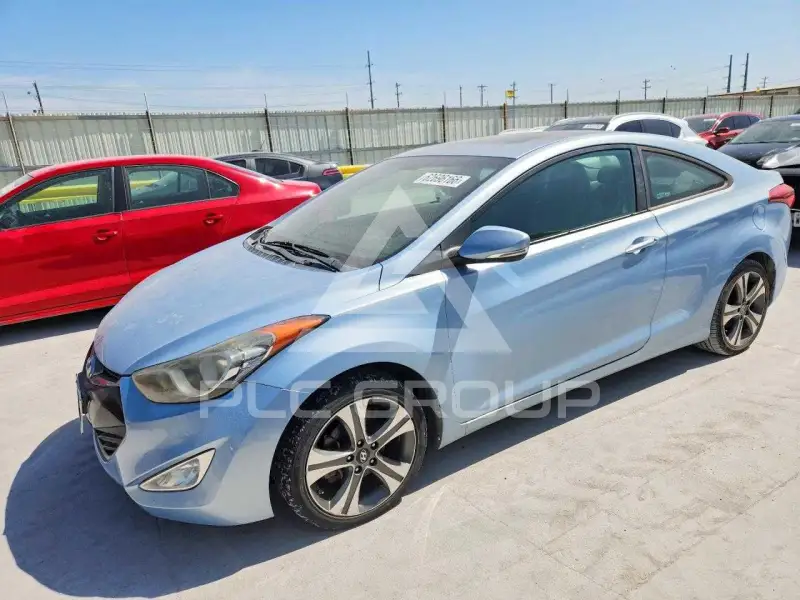 2013 Hyundai Elantra фото