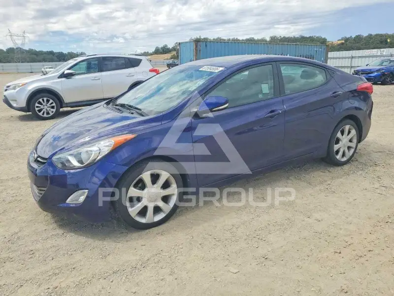 2013 Hyundai Elantra фото
