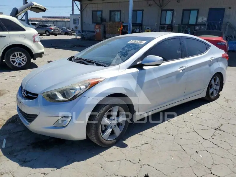 2013 Hyundai Elantra фото