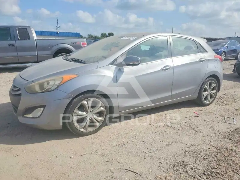 2013 Hyundai Elantra фото