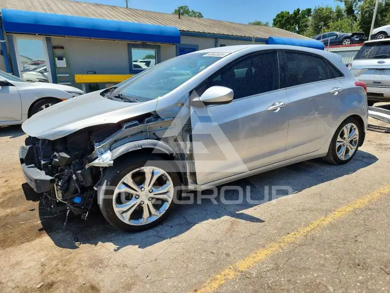 2013 Hyundai Elantra фото