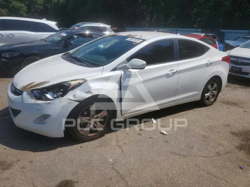2013 Hyundai Elantra фото