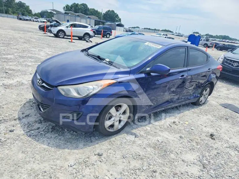 2013 Hyundai Elantra фото