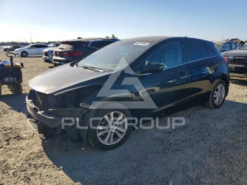 2013 Hyundai Elantra photo
