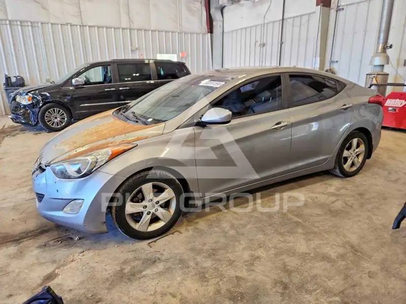 2013 Hyundai Elantra фото