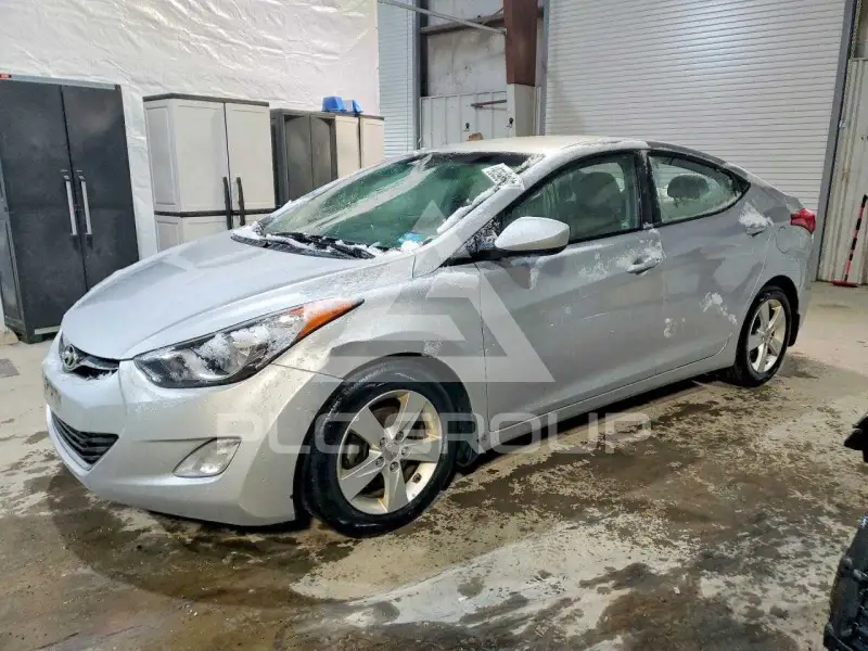 2013 Hyundai Elantra фото