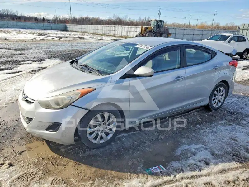2013 Hyundai Elantra фото