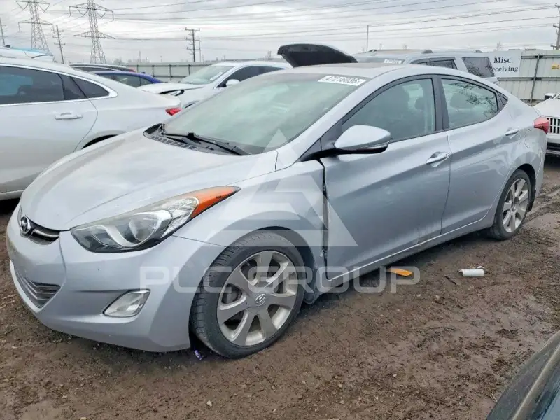 2013 Hyundai Elantra фото