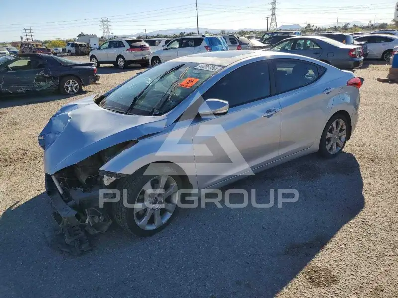 2013 Hyundai Elantra фото