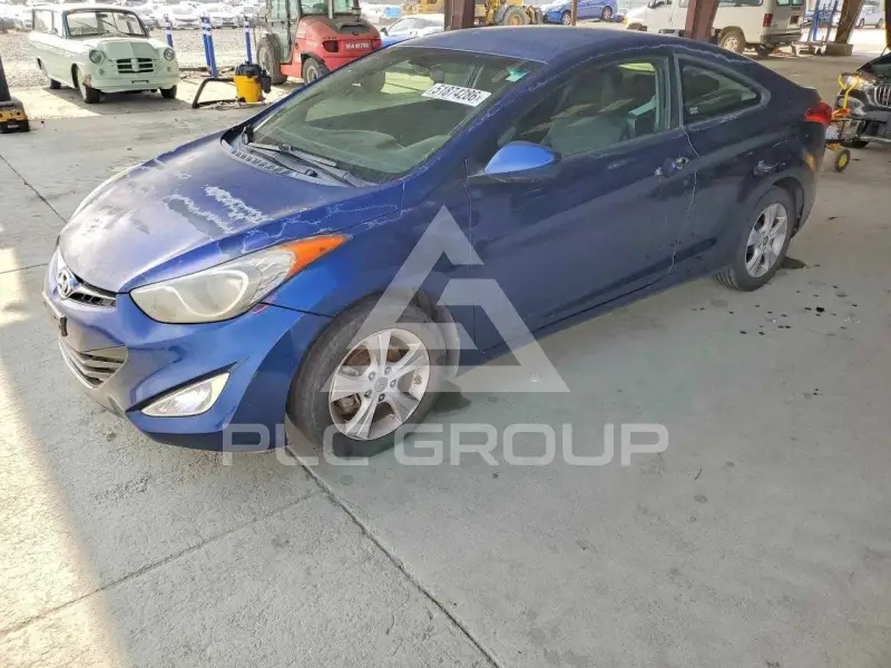 2013 Hyundai Elantra фото