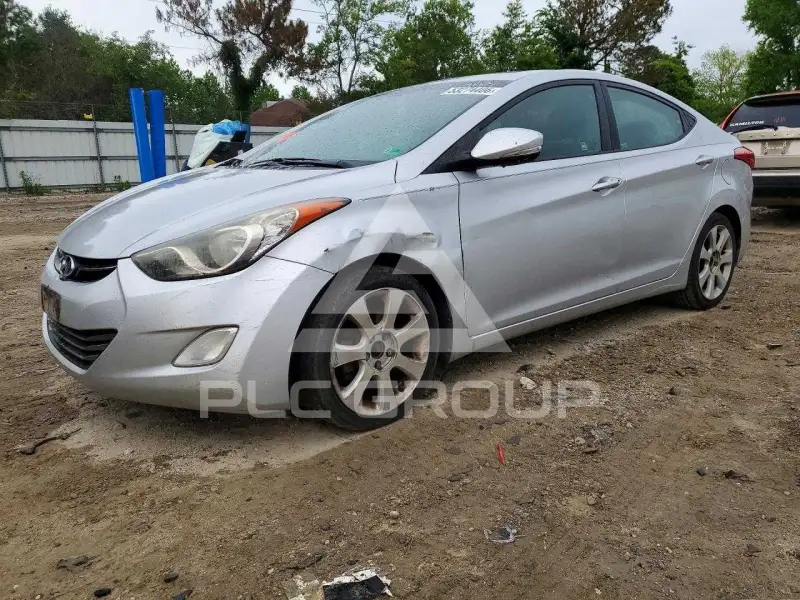2013 Hyundai Elantra фото