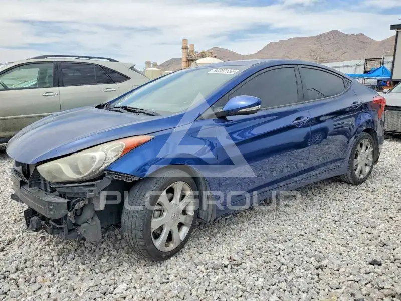 2013 Hyundai Elantra фото