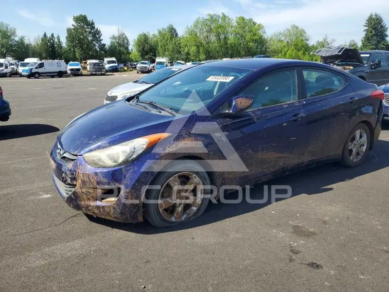 2013 Hyundai Elantra фото
