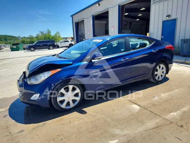 2013 Hyundai Elantra фото