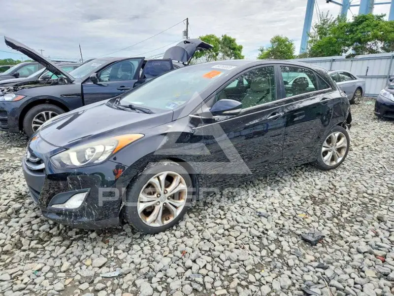 2013 Hyundai Elantra фото