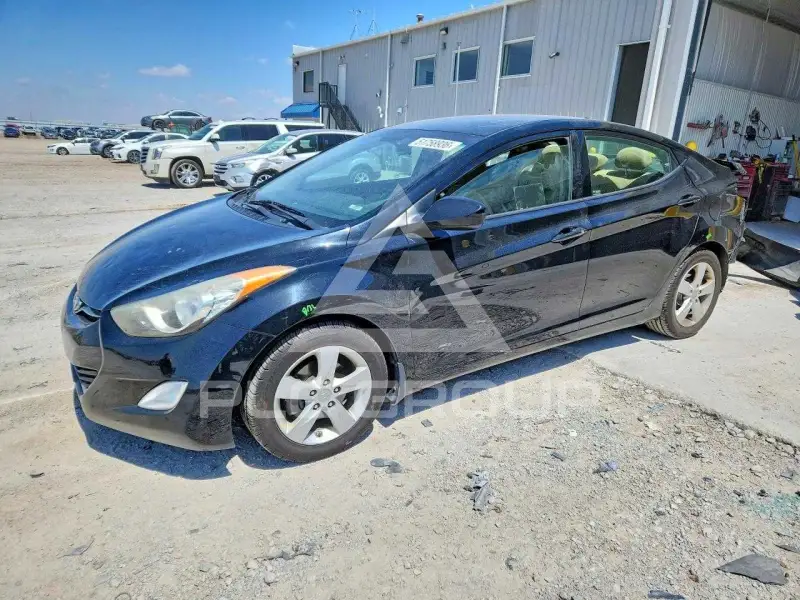 2013 Hyundai Elantra фото